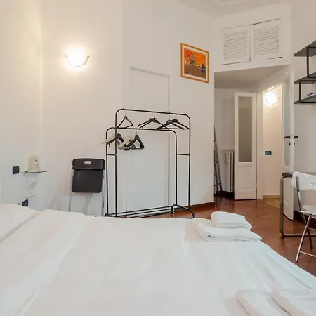 Lägenhet Guesthost - Corso Lodi Cozy With Balcony Milano